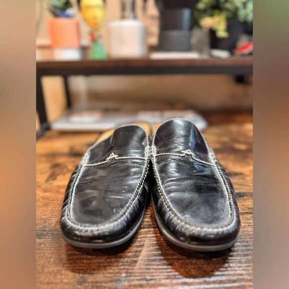 Cole Haan Black Patent Loafer size 10.5b - Picture 9 of 11